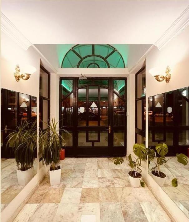 Hotel Grand Tiflis Exterior foto